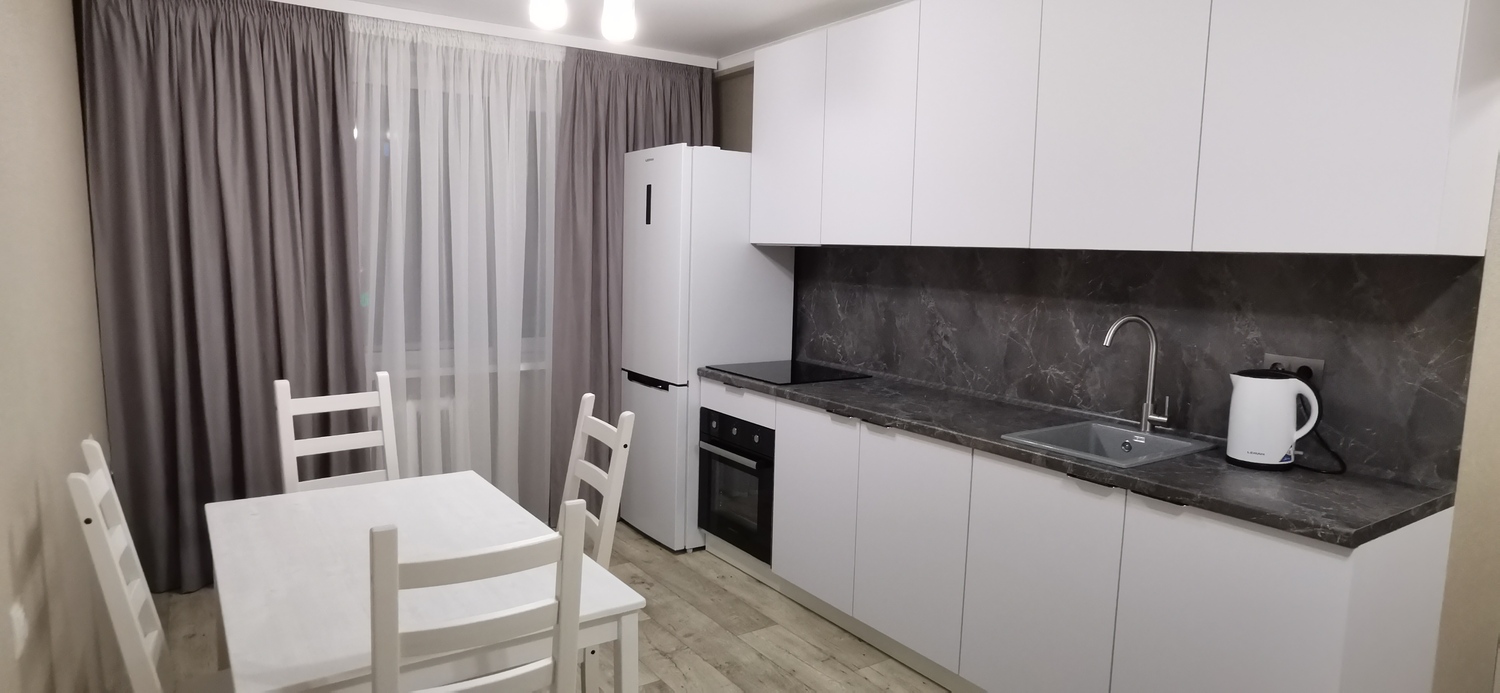 4-комнатные апартаменты